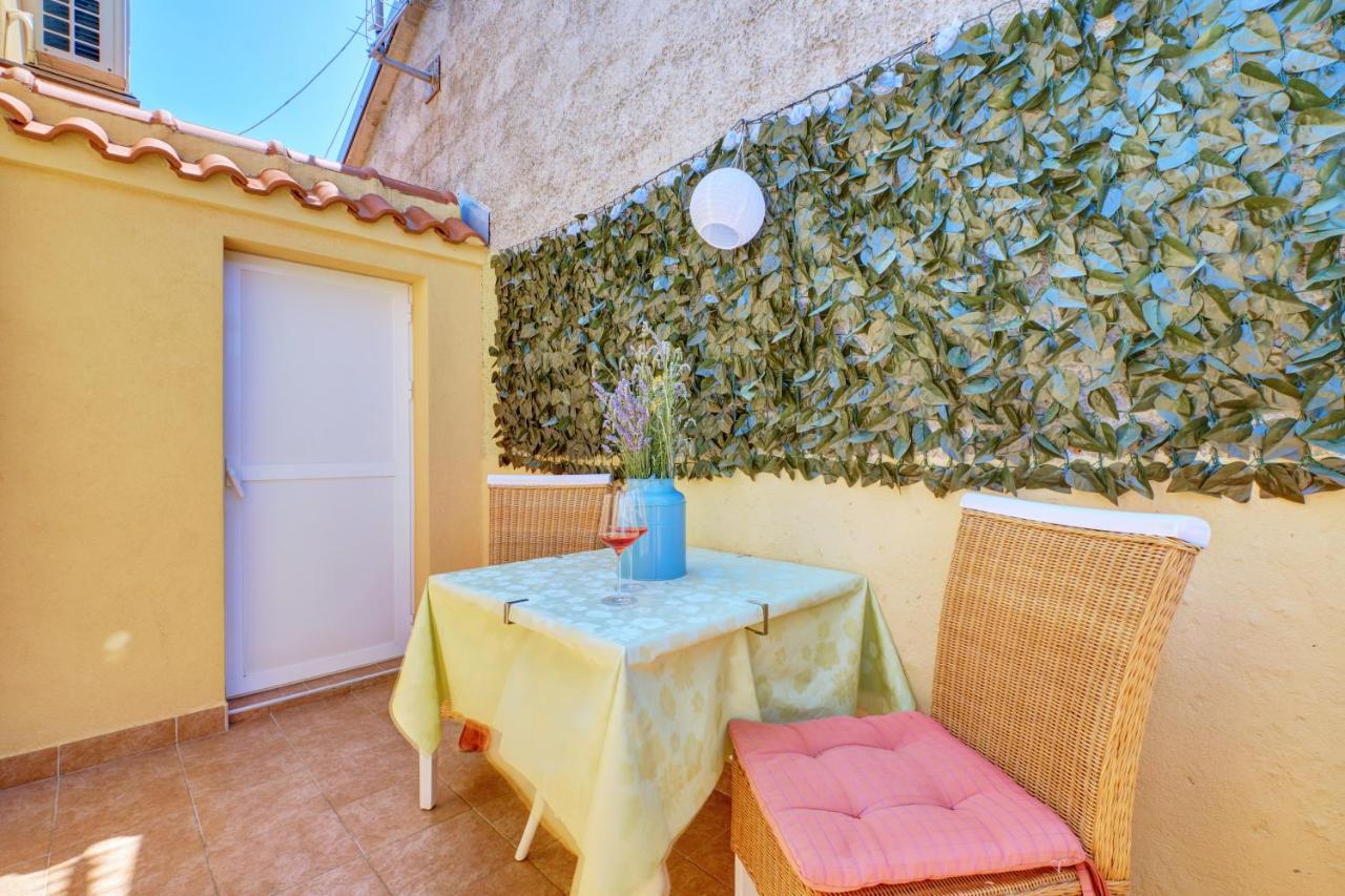 Apartment Tena Veli Lošinj Exterior foto